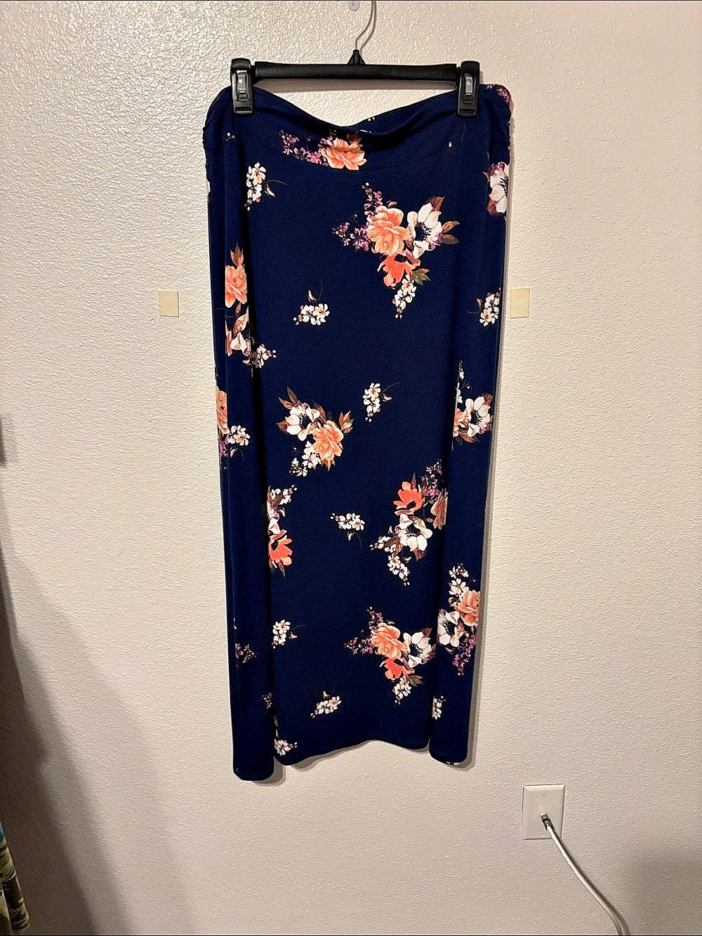 Liz Claiborne Floral Midi Skirt in Blue & Pink Size Large
